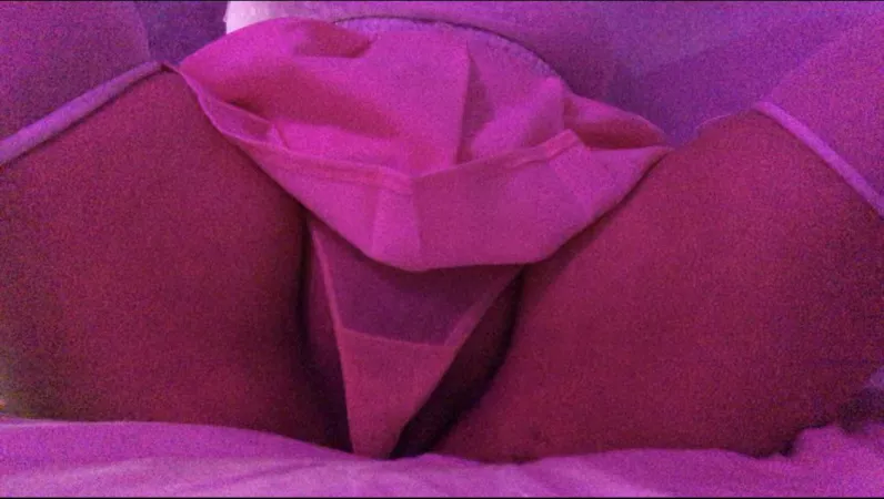 Touch me over my panties after class? by drain_gf