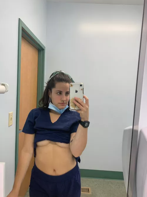 touch my vet tech titties on break👐 by _daisie