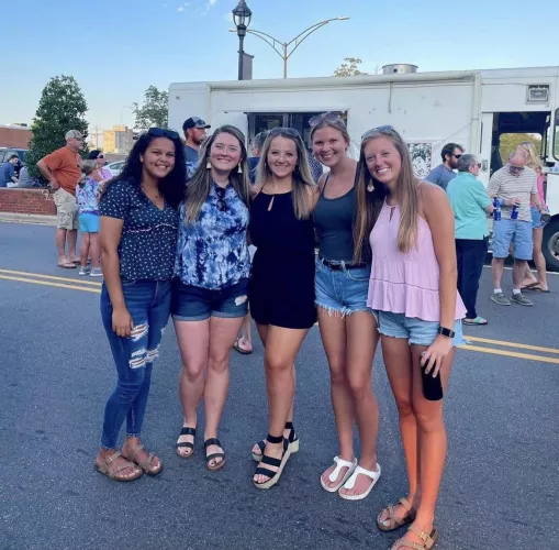 Tough choice 🤔 by ganggang89882