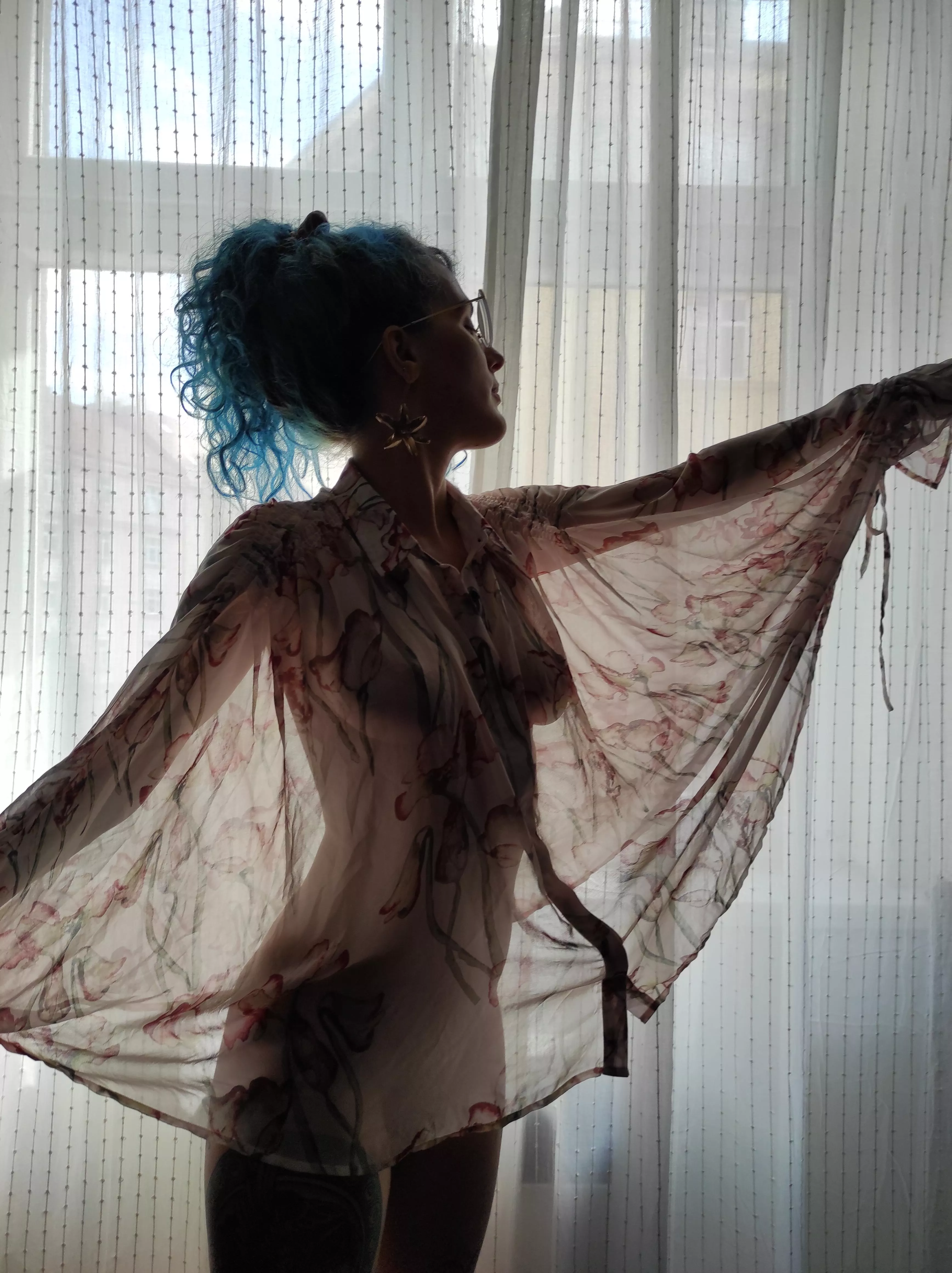 Tout en transparence posted by Haelle