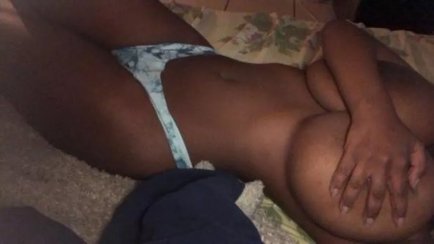 Trade my girl she’s 19 dm me to see more must send normal pic to start by Better_mood333