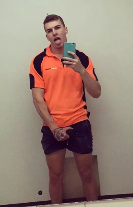 Tradie posted by menareamazing