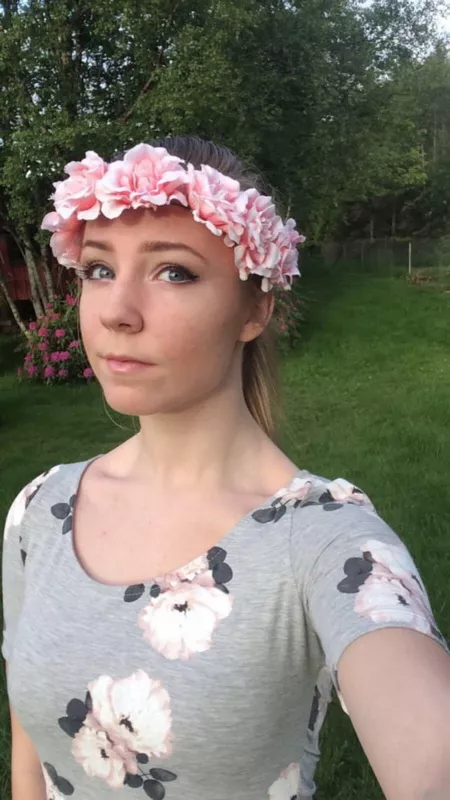 Trading gf for a little, Kik movymakr by AllSeeingTruth