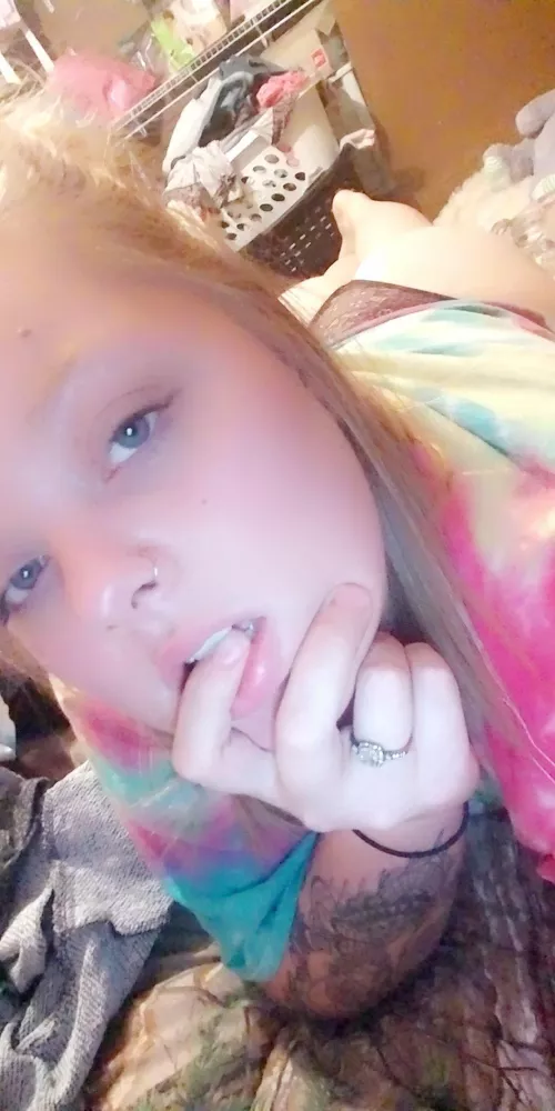 Trading pics and vids of my girls for the same. Sextapes to the front. Kik balling_life2 by I_Be_Balling22