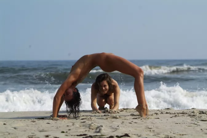 Train passing the tunnel by NaturistPictures