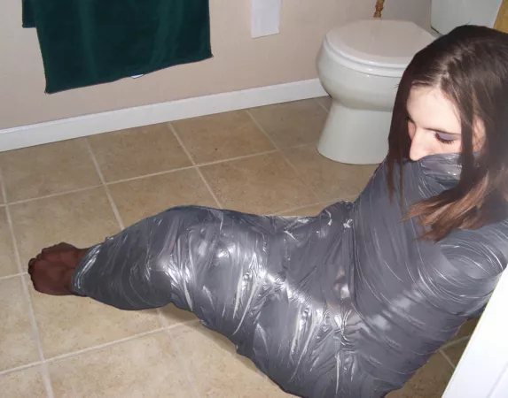 Trapped in the Bathroom by RandomGuy487