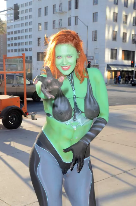 Trashy and worst cosplay I have ever seen by _Throw-_away_