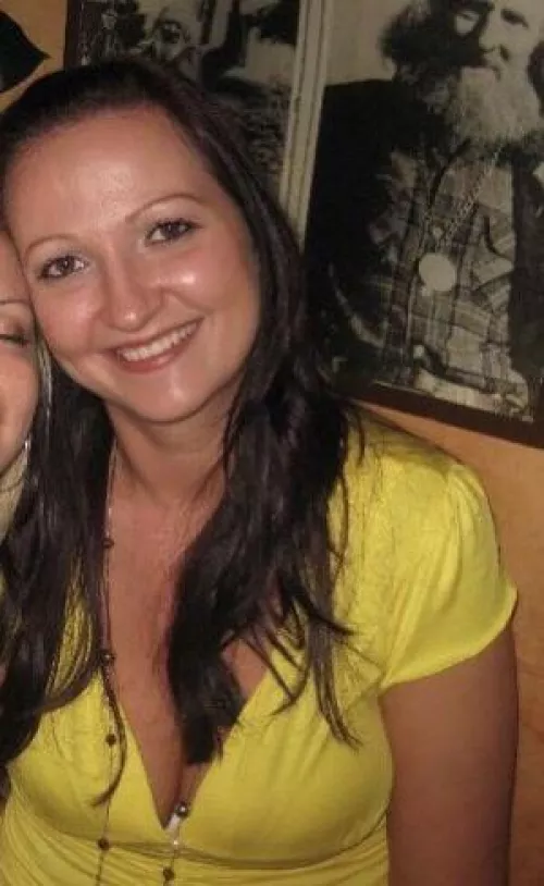 Traveling in central CO, who wants to give her a good vacation fucking? by Jonesmith4593