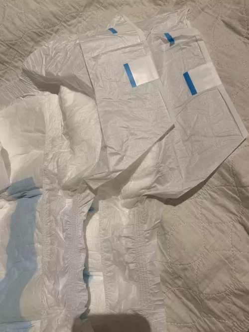 Trest Elite and ABDry diapers are visually identical but Trest has (IMO) 10%more SAP and ABDry has 10%more pulp. Thick wet or thick dry. What’s your preference? by AdventureDL