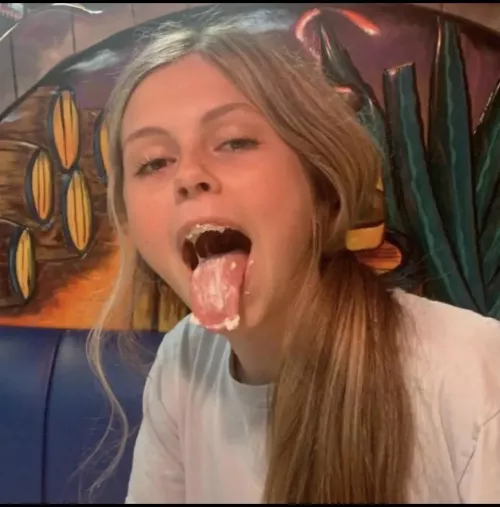 Trib her ? Kik in bio by nopeopigggy