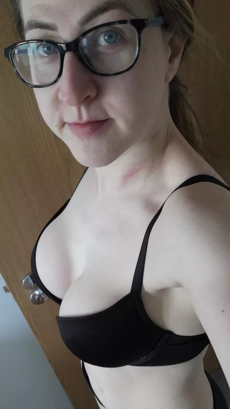 Tribs needed for wife. I’ll feed you til you cum. Kik: her_proud_hubby posted by BackgroundMaterial28