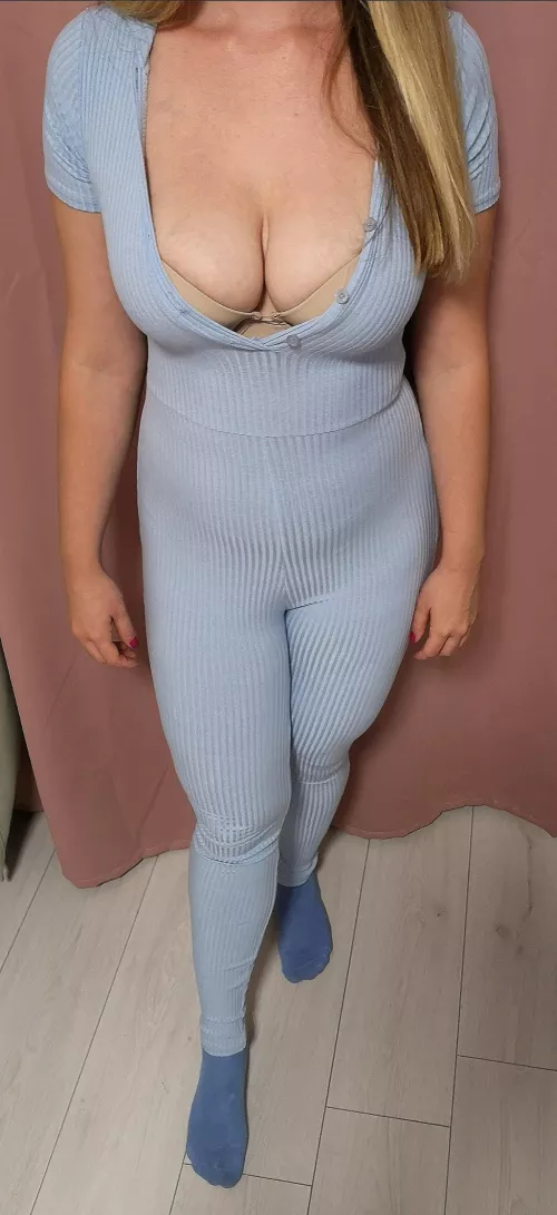 Tribute me exactly as I am on this photo! (F) by mommy_time