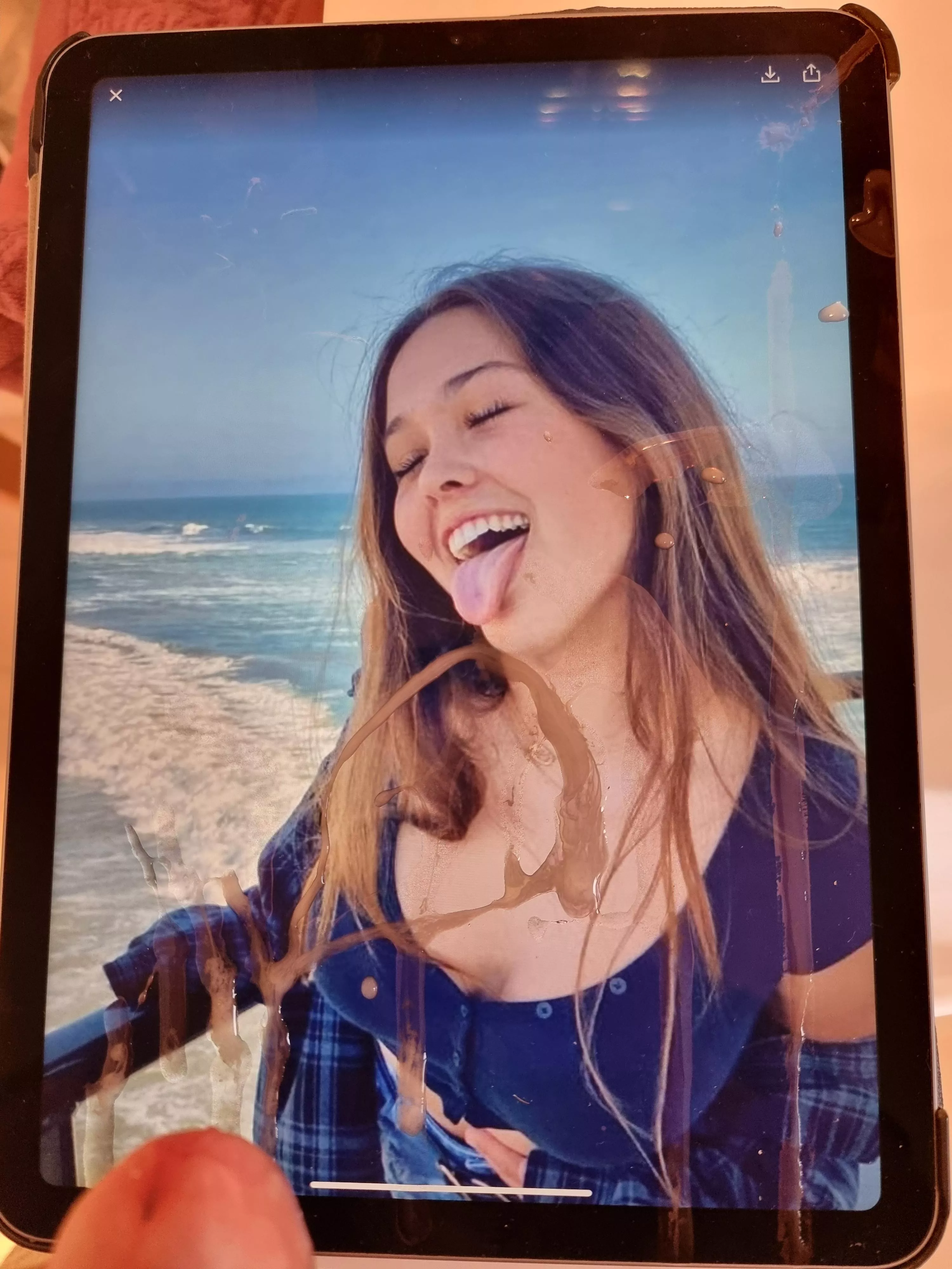 Tribute request 🤤🔥 posted by Altruistic-Train-139