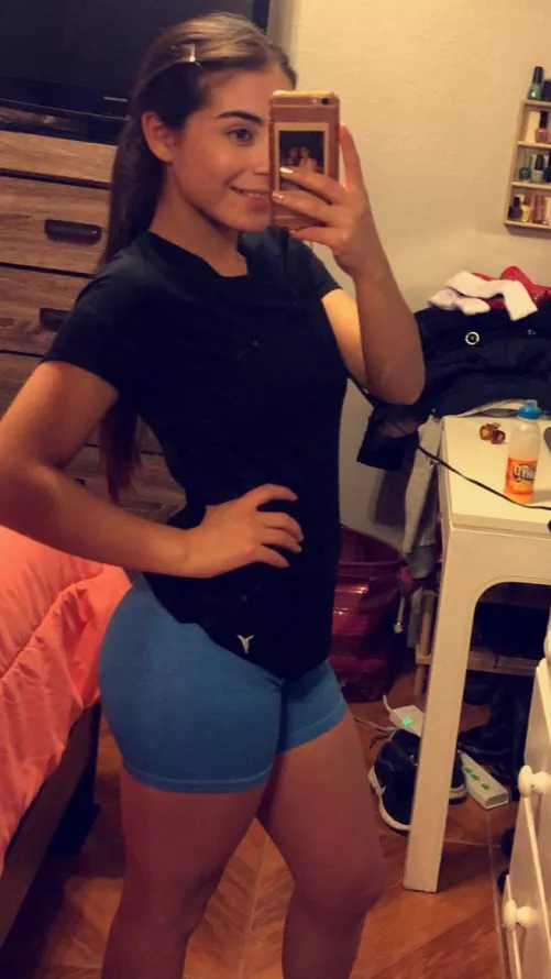 Tribute this pic and send to discord 4tribs#0565 for 18+ only by yoorqa