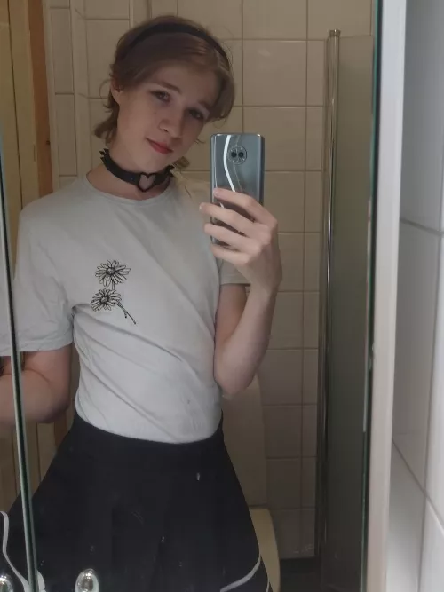 Tried doing a little eye makeup. Do you like it? by OneAngryGaymer