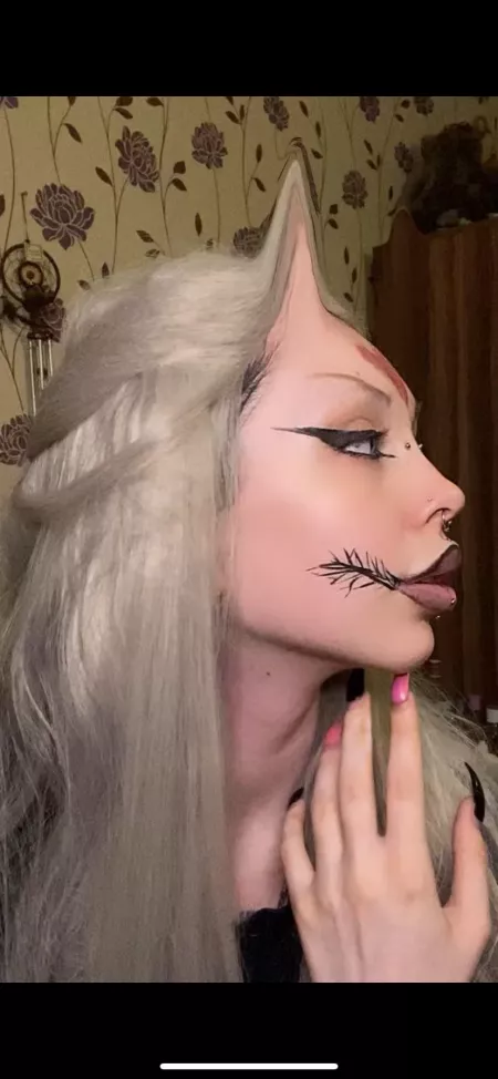 tried out something new <3 by freakonaleash47