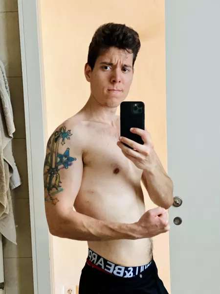 Tried to put my best face by sixra