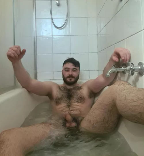 Tried to take a sexy photo in the tub but instead snapped myself slipping 😅 by blueeyesbandit