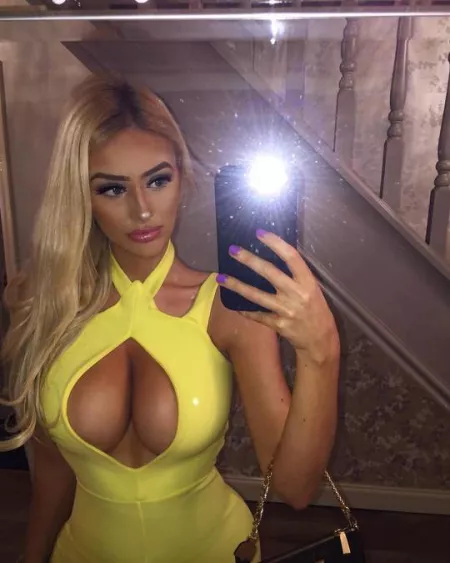 Trophy wife by AustinAGH