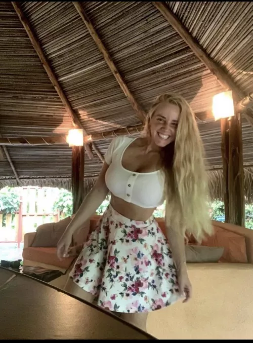 Tropical Outfit by Fabulous_Prizes