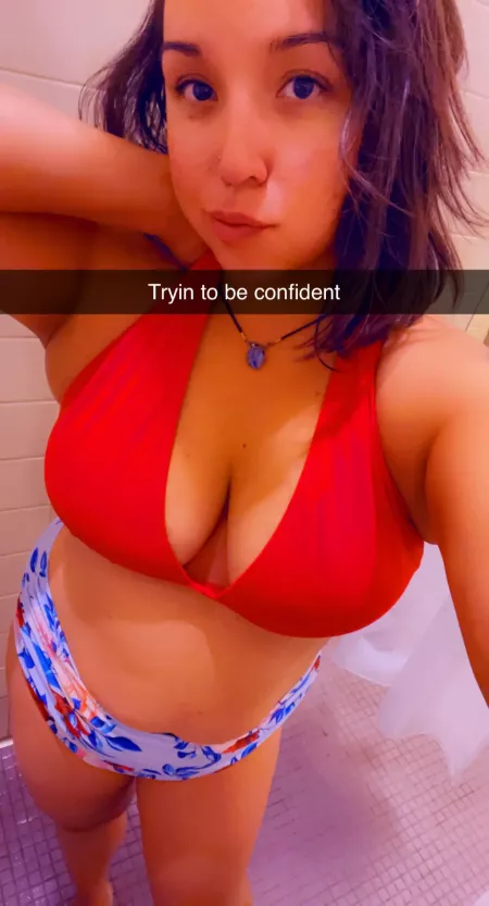 Tryin to be confident in my mom bod by lullabyinthedark