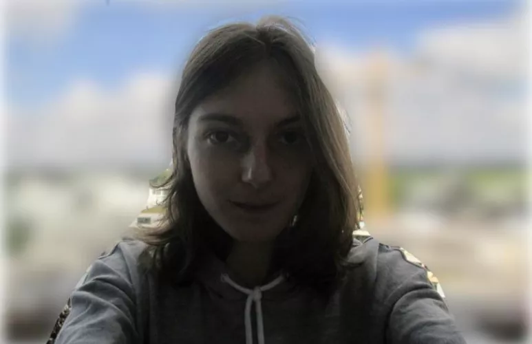 Trying a different approach to this. This is me. I’m looking to be a part of someone’s life. Been through shitty times. But willing to talk about it.😊🇿🇦 by TheZant