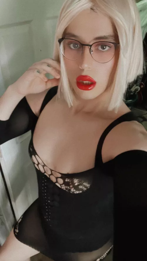 Trying on new clothes the other day :) by Accurate_Hippo_4745