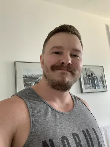 Trying out a new look. Hello internet strangers! by Keksefusion