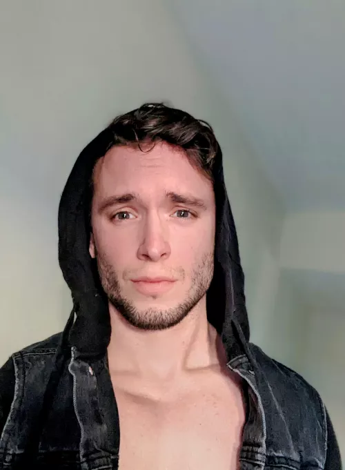 Trying out my edgy look by relaxing9801