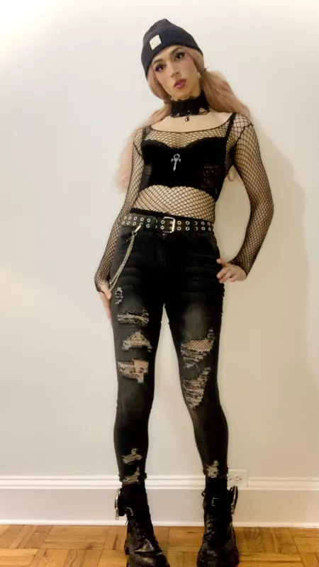 Trying out wearing pants for once by secretjunghana