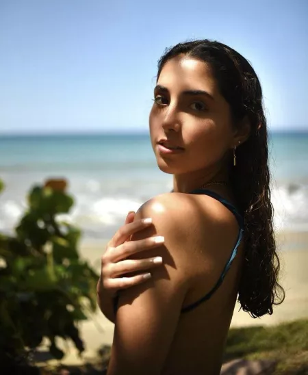 Trying to be a model by alejour