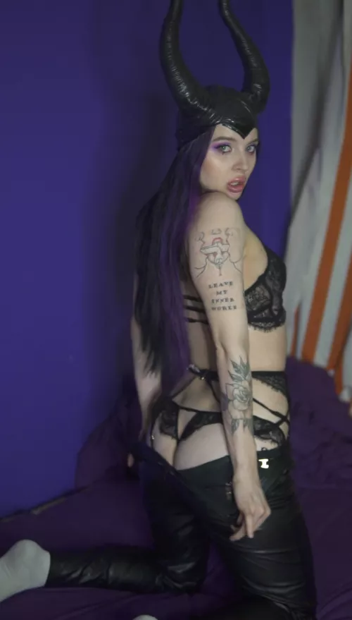 Trying to convince you to fuck me from behind… is it working? by alex_tiger9