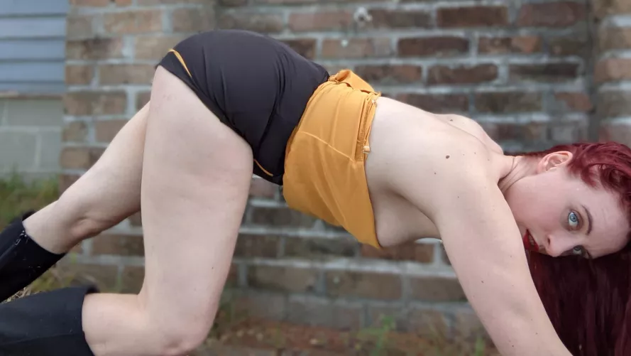 Trying to get the pose just right. Can you adjust me? by Morgan_Storm