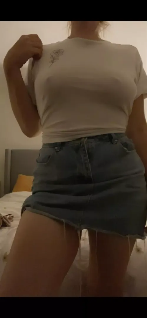 Trying to get used to this whole no bra thing posted by milf880