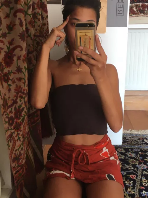 Trying to maintain that Persian sun glow all year round by azaadi_pp