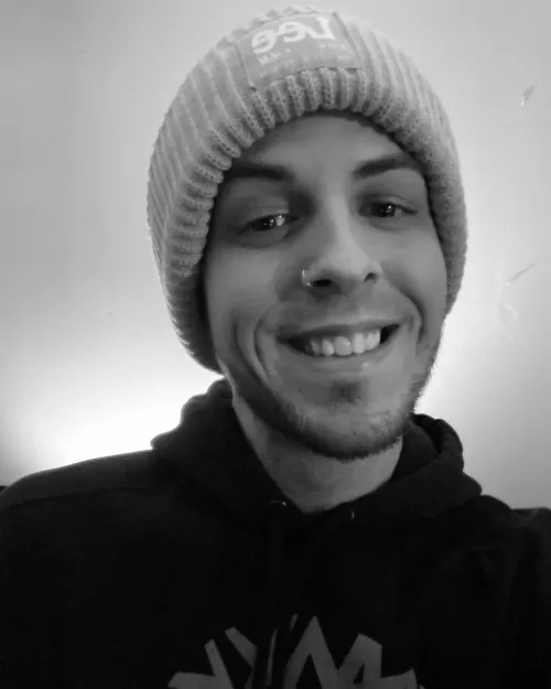 Trying to smile more :) feeling good lately! by aBlueHeaven