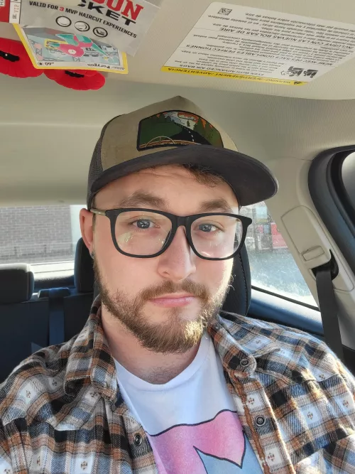 Trying to start to be more comfortable in my skin, i really like my blue eyes 🤠 by SpiritualSage94