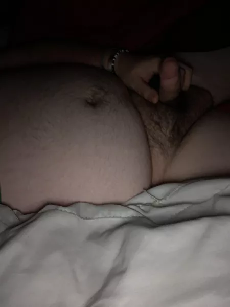 Tummy anyone? DMs open 😝😝😝😝 by mattq7598