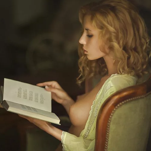 Turn the page by badmisterbunny