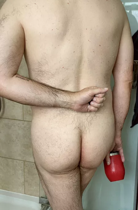 Turning my back on the week by glacialnote