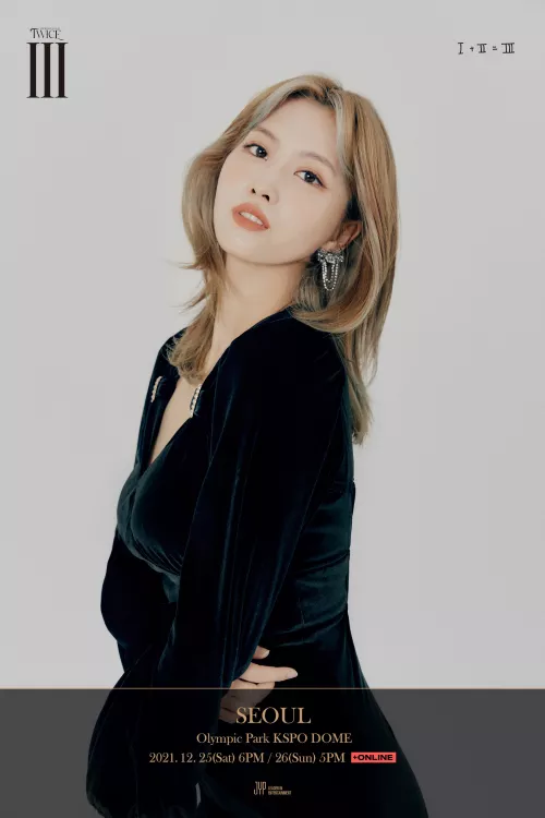 TWICE - Momo by mr_deadstin711