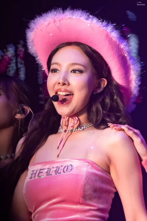 Twice - Nayeon by lerolero09