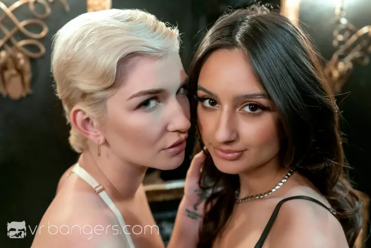 Twice the fun, in VR! by SVgone