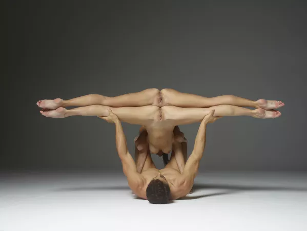 Twins - formation by b9999998