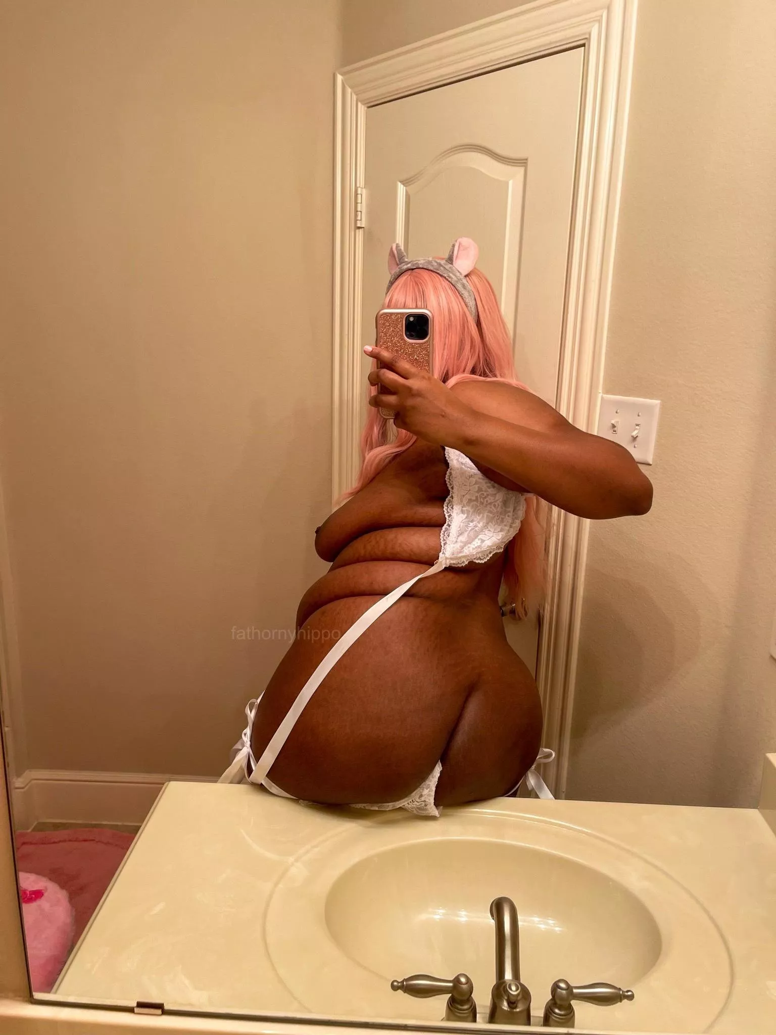 Twisted my back like a pretzel for this pose.🥨 (it hurt so bad LOL) posted by fathornyhippo