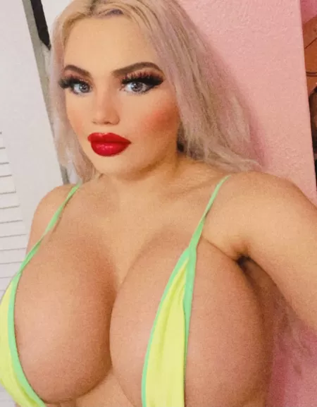 Twitter mistressmarina_ by mistressmarina_