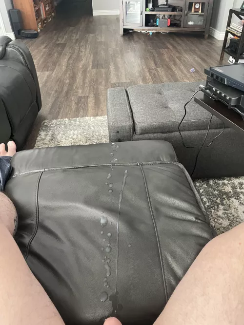 Twitter saw it first, linked in my bio. by Anonthickcock