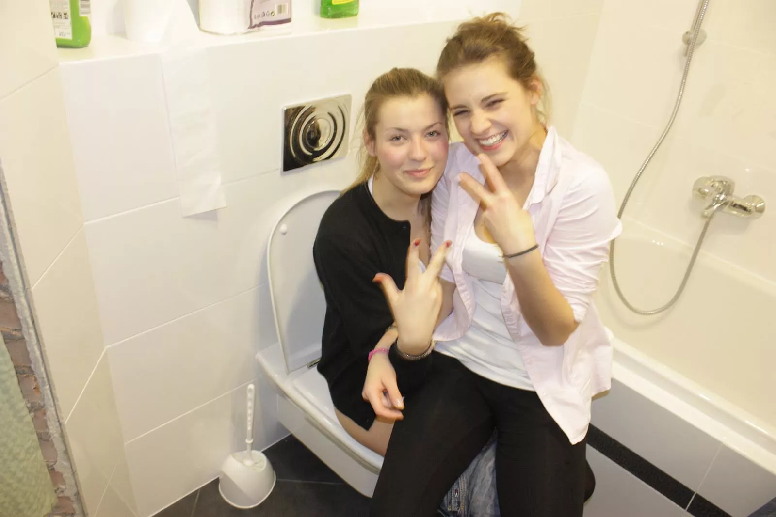 Two girls, one toilet (3 MiC) posted by CatpainTpyos