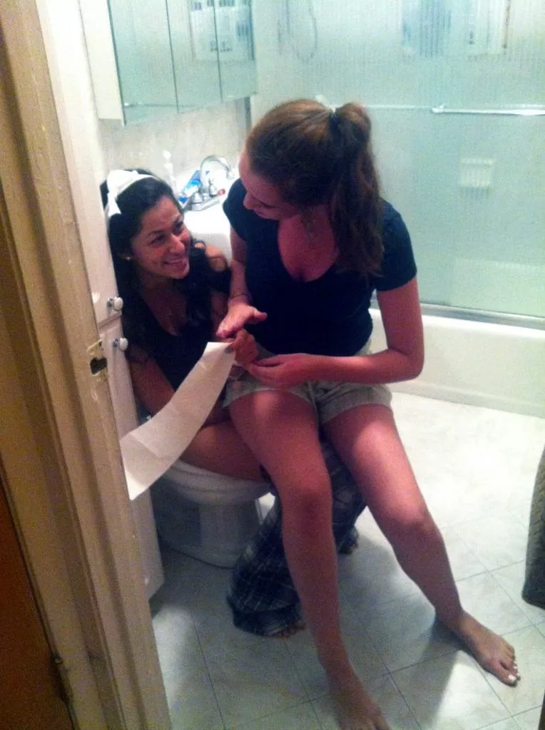 Two girls, one toilet posted by CatpainTpyos