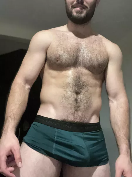 Two seats for you by Vorpalitie